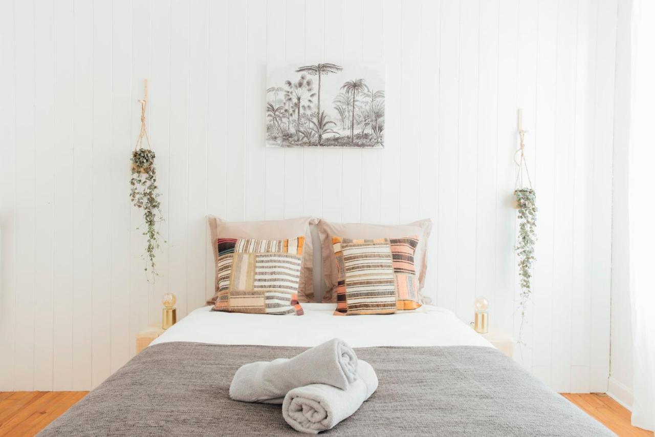 Coachella Vintage Chic In The Heart Of St Charles Biarritz Apartment Luaran gambar